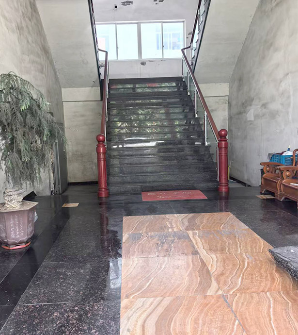 前臺(tái)大廳